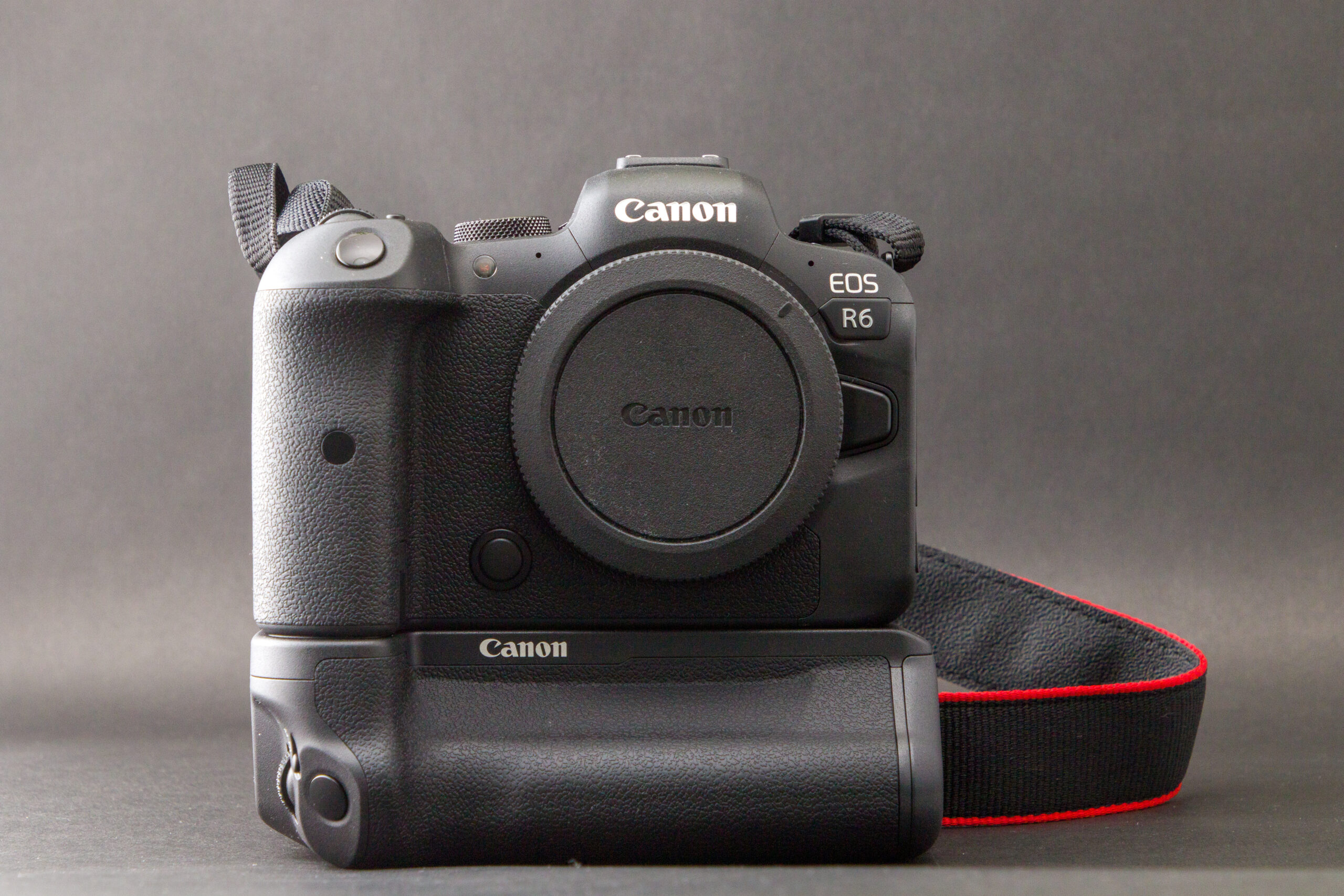 レッド系 【お取り置き中】Canon バッテリーグリップ【BG-R10】カメラバッテリー